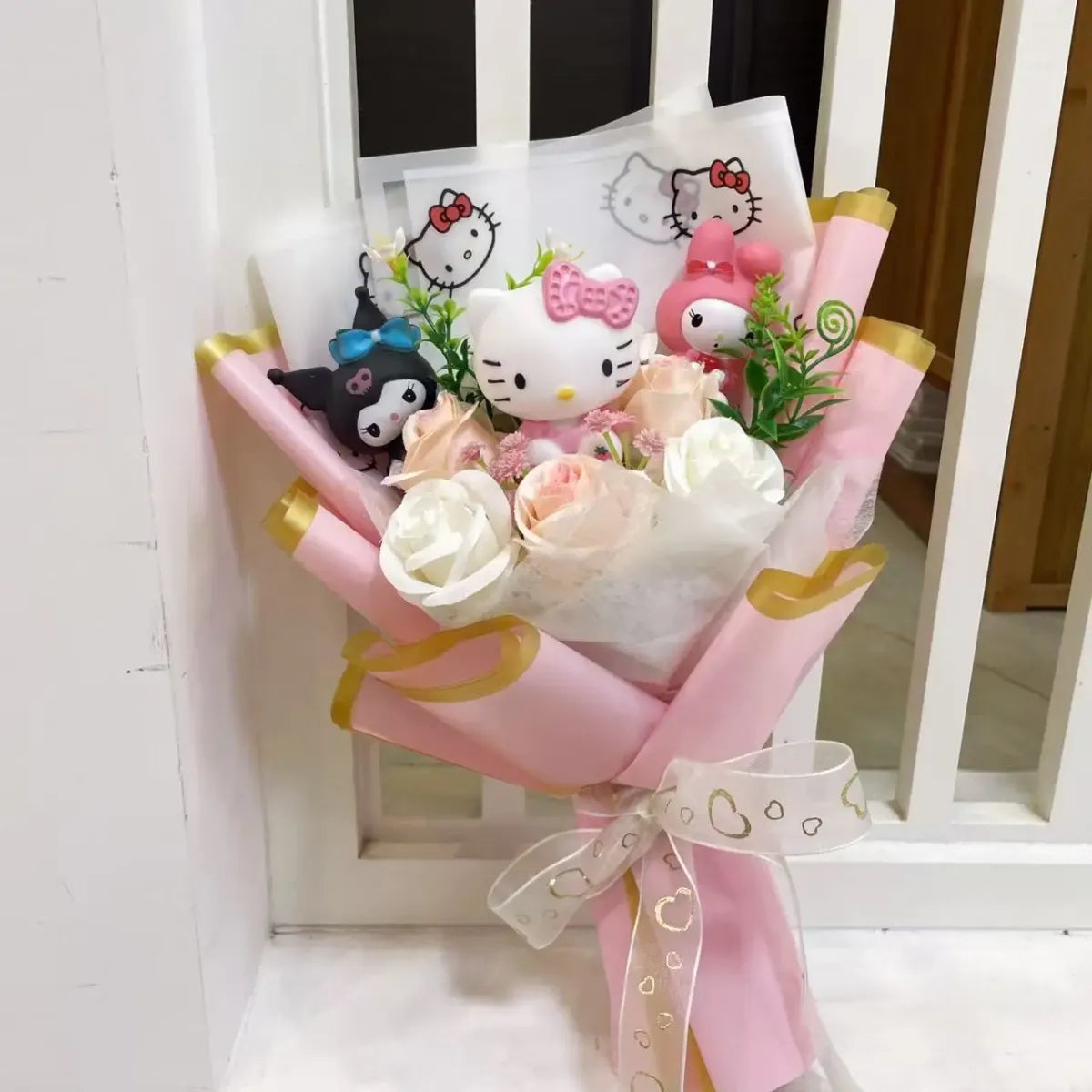 Hello Kitty Sanrio Character Bouquet – Kawaii Gift for Valentine’s, Birthday