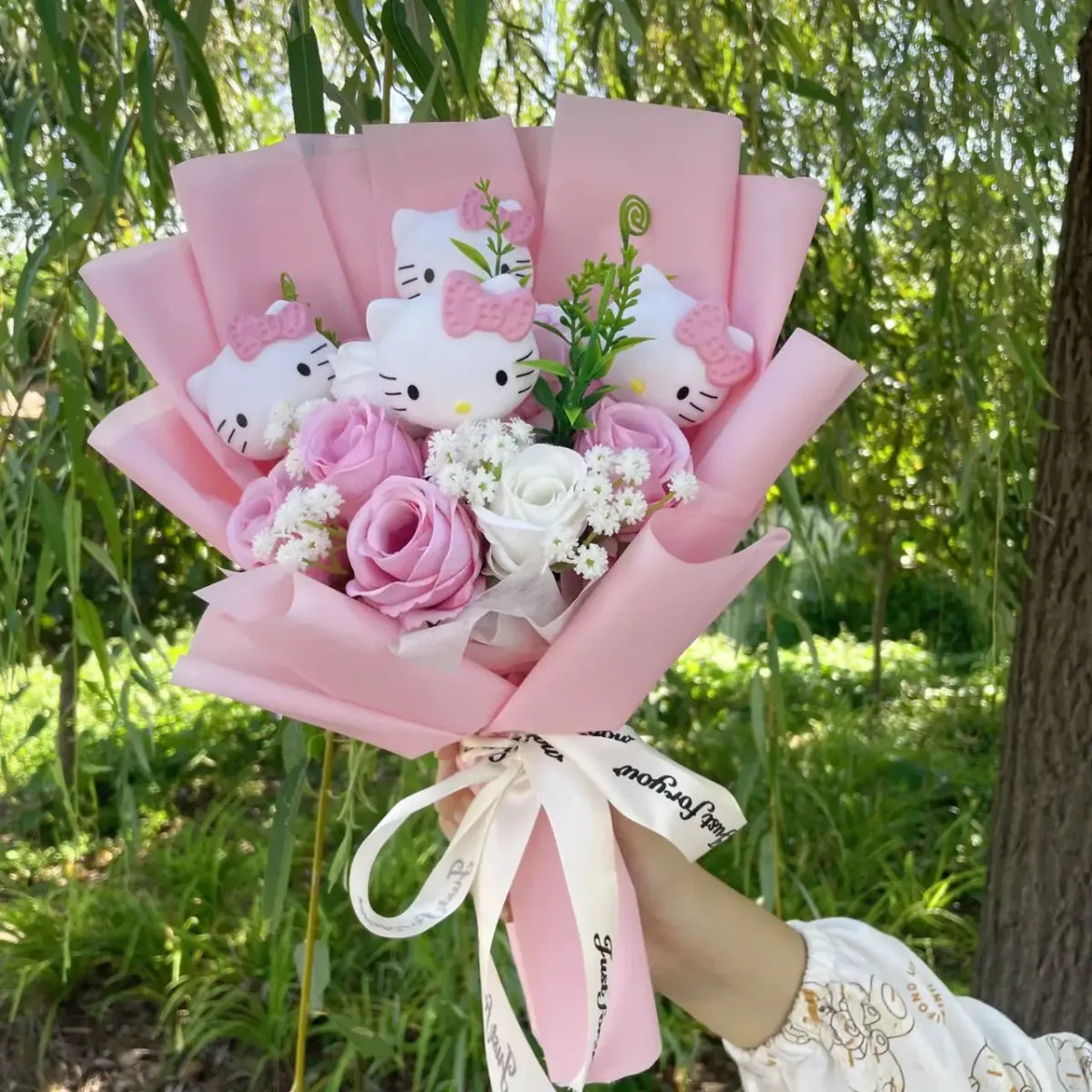 Kawaii Hello Kitty Plush Bouquet – Sanrio Flower Gift for Birthdays